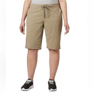 NWT bUnDle!!! Columbia Bermuda Short Outdoor Hiking Womens 24W, 1 khaki, 1 slate